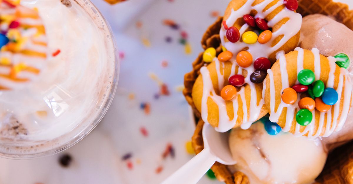 Desserts et glaces food truck — crèmes et douceurs